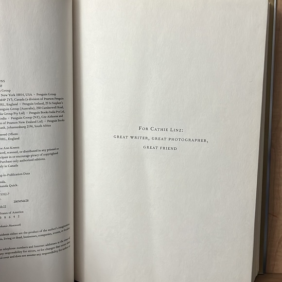 Hardcover novel “Second Sight” by Amanda Quick published by Putnam - Picture 16 of 16